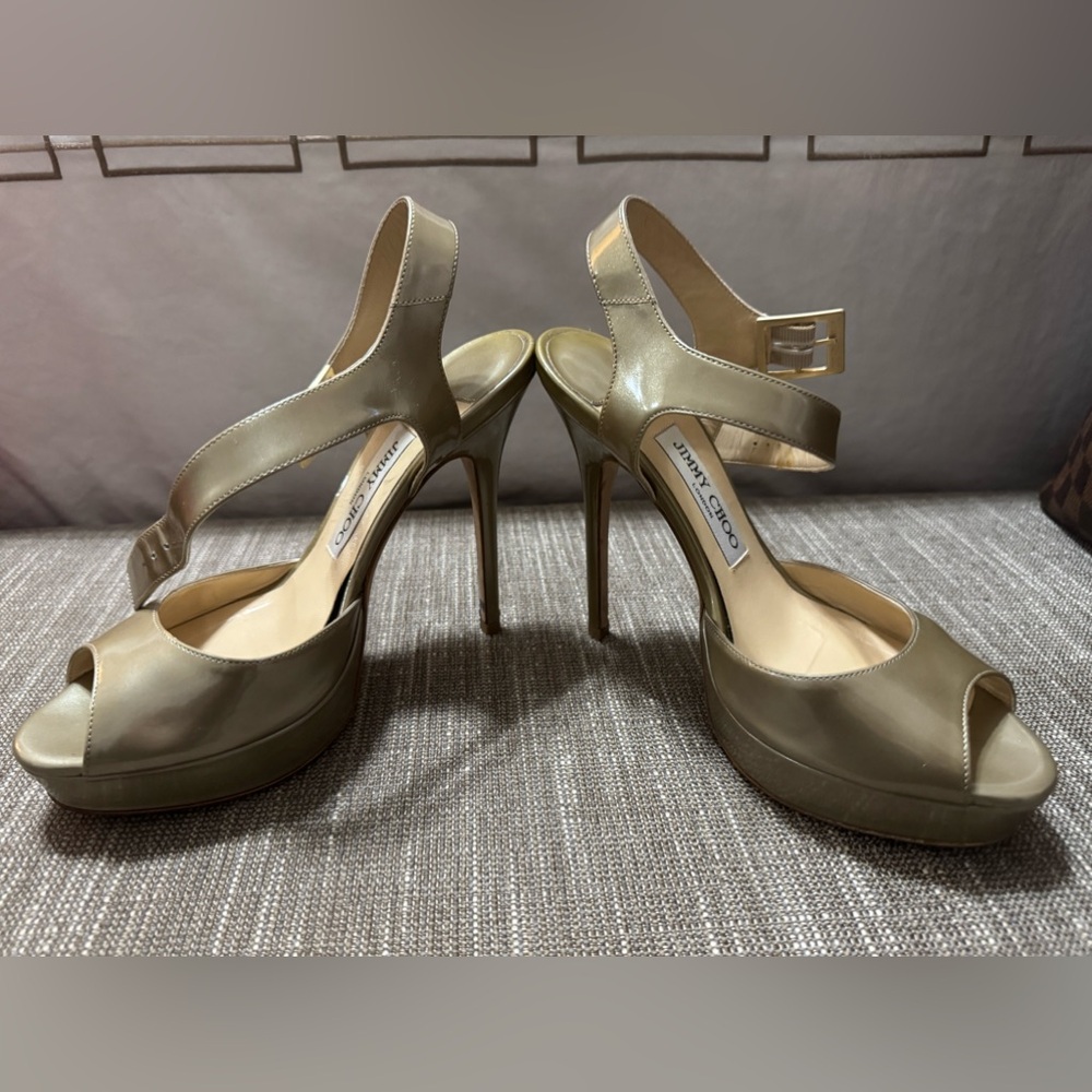 Jimmy Choo Linda parent leather platform sandal in Light Khaki- size 37